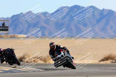 media/Jan-08-2022-SoCal Trackdays (Sat) [[1ec2777125]]/Turn 4 (1145am)/